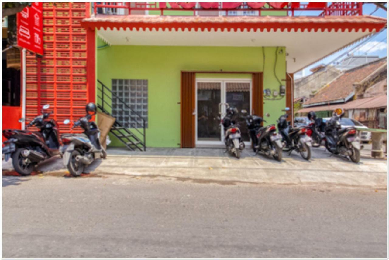Reddoorz Near Ramai Mall Malioboro Yogyakarta Exteriör bild